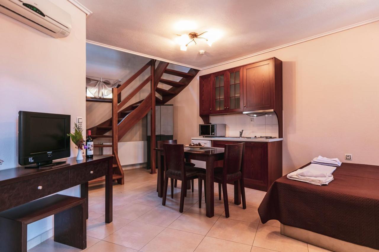 Magkafinis.El Apartments Mikros Prinos エクステリア 写真